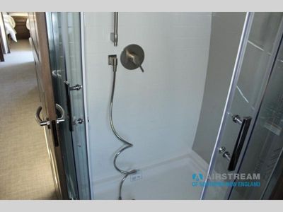 2026 Airstream Classic - Photo 50