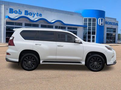 2022 Lexus GX - Photo 2