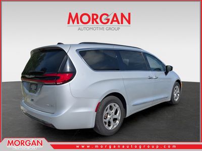 2023 Chrysler Pacifica - Photo 3