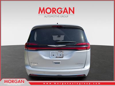 2023 Chrysler Pacifica - Photo 4