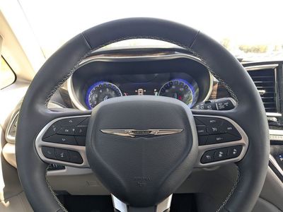 2023 Chrysler Pacifica - Photo 23