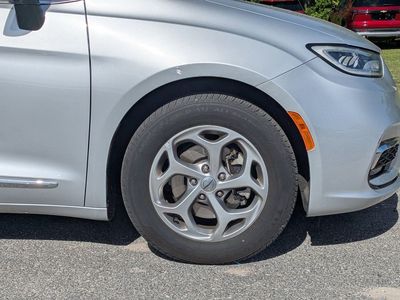2023 Chrysler Pacifica - Photo 10