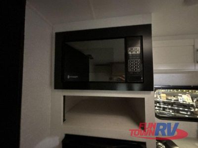 2026 Jayco Jay Flight SLX - Photo 6