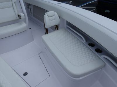 2026 Jupiter Jupiter 30 - Photo 28