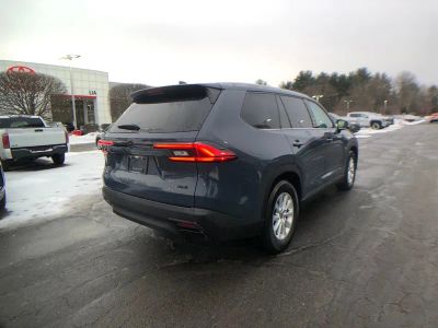 2024 Toyota Grand Highlander XLE - Photo 3