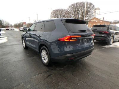 2024 Toyota Grand Highlander XLE - Photo 5