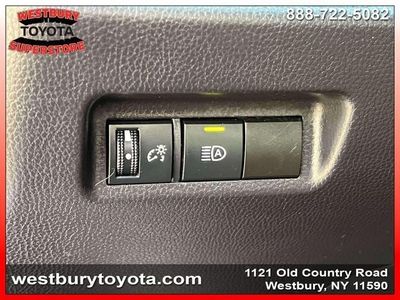 2025 Toyota RAV4 — photo 24 view