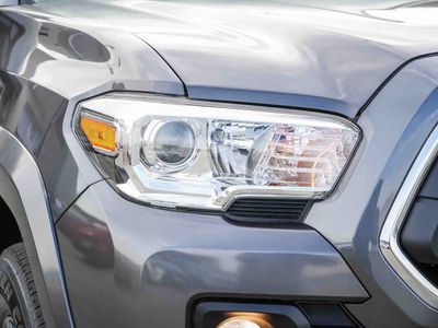 2021 Toyota Tacoma - Photo 4