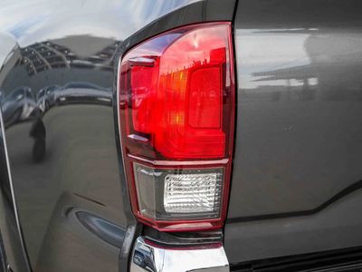 2021 Toyota Tacoma - Photo 9