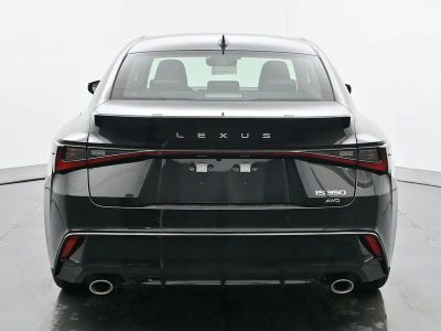 2026 Lexus IS - Photo 4