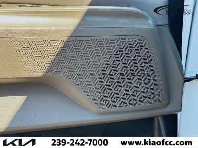 2026 Kia Carnival — photo 23 view