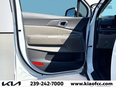 2026 Kia Carnival — photo 21 view