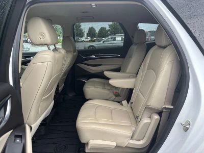 2020 Buick Enclave — detail view