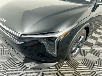 2025 Kia K4 — photo 9 view