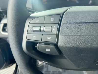 2025 Kia K4 — photo 16 view