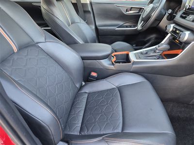 2023 Toyota RAV4 - Photo 9