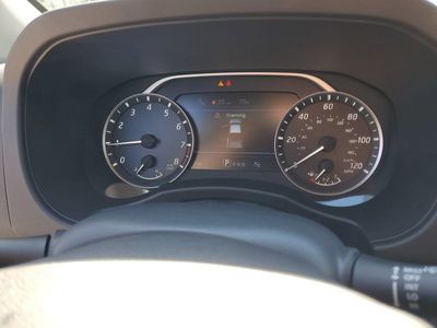 2026 Nissan Frontier — photo 14 view