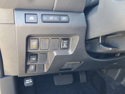 2026 Nissan Frontier — photo 10 view