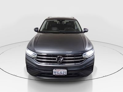2023 Volkswagen Tiguan - Photo 2