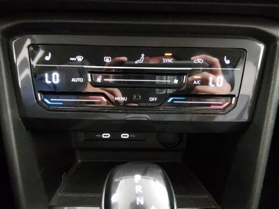 2023 Volkswagen Tiguan - Photo 18