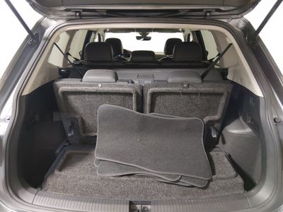 2023 Volkswagen Tiguan - Photo 11