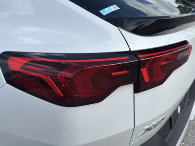 2026 BMW X2 — photo 10 view