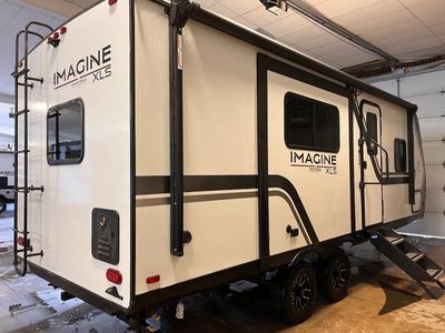 2026 Grand Design Imagine XLS - Photo 8