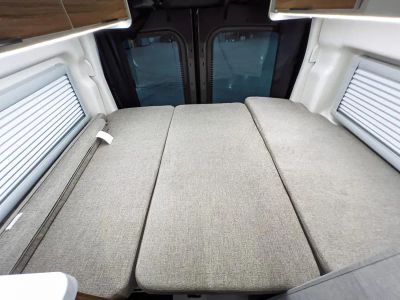 2027 Thor Motor Coach TALAVERA — photo 15 view
