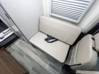 2027 Thor Motor Coach TALAVERA — photo 8 view