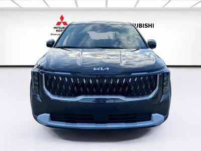 2025 Kia Carnival — side profile view