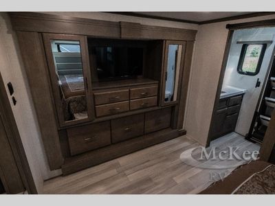 2024 Grand Design Solitude - Photo 28