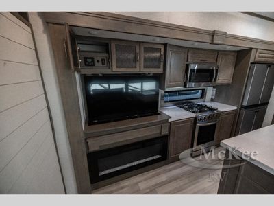 2024 Grand Design Solitude - Photo 14