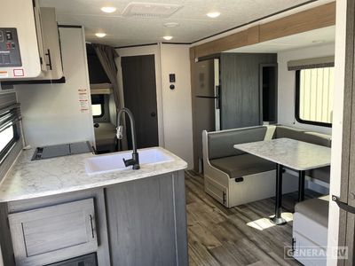 2025 Dutchmen Aspen Trail LE - Photo 5