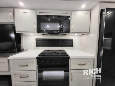 2026 Brinkley Model Z - Photo 14