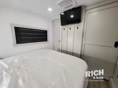 2026 Brinkley Model Z - Photo 21