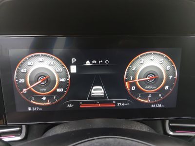 2024 Hyundai Elantra — photo 14 view