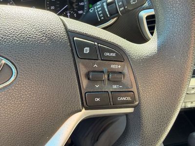 2021 Hyundai Tucson SE - Photo 18