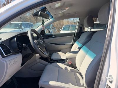2021 Hyundai Tucson SE - Photo 11