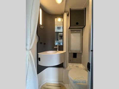 2025 Winnebago EKKO Sprinter — photo 11 view