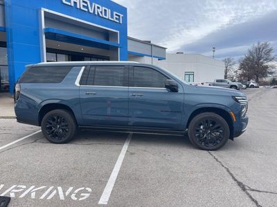 2025 Chevrolet Suburban - Photo 7