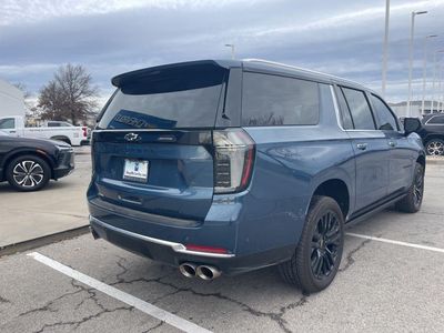 2025 Chevrolet Suburban - Photo 4
