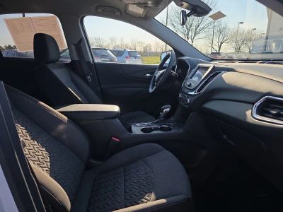 2024 Chevrolet Equinox — photo 15 view