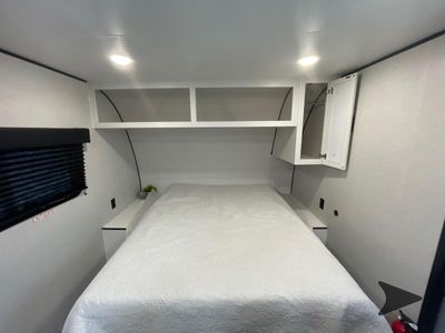2026 Jayco Jay Flight SLX - Photo 13