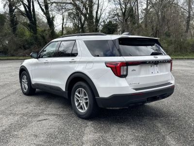2026 Ford Explorer — detail view