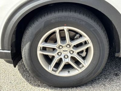2026 Ford Explorer — photo 12 view