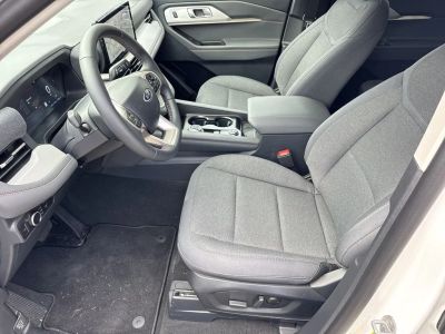 2026 Ford Explorer — photo 9 view