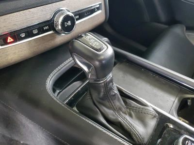 2021 Volvo XC90 — photo 29 view
