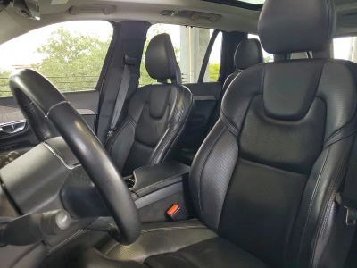 2021 Volvo XC90 — photo 18 view