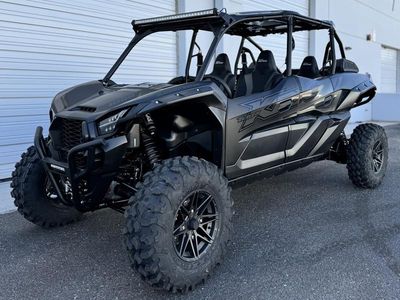 2026 Kawasaki Teryx KRX4 1000 Blackout Edition - Photo 2