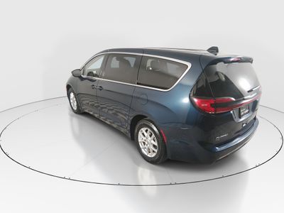 2023 Chrysler Pacifica — detail view
